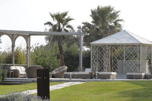 Hotel Villa Les Rosiers Grimaud Bagian luar foto