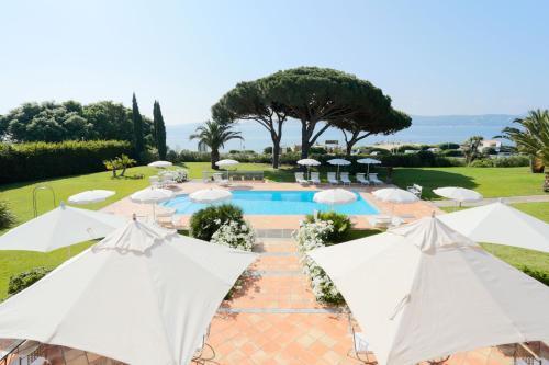 Hotel Villa Les Rosiers Grimaud Bagian luar foto